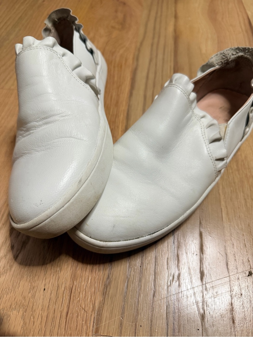 kate Spade “Lilly” Women’s White Leather Sneakers w/ Gold Spade Accent